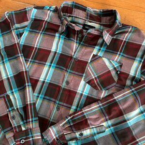 Marmot Shirt Doheny Flannel Mens XL Long Sleeve Button Down Shirt Plaid Red Blue